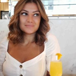 Meet your Posher, Stephanie